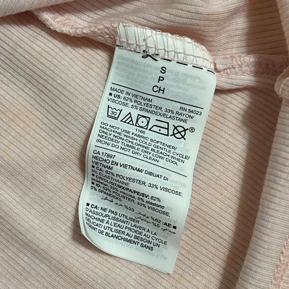 high neck tank top - Picture 4 of 4